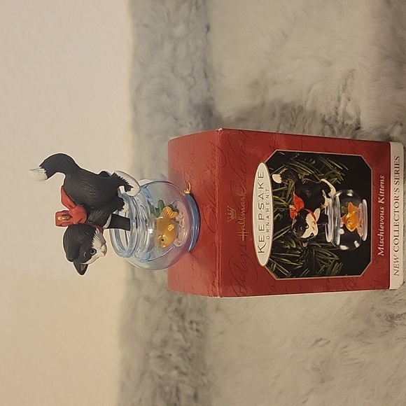 Rare 1999 Hallmark Mischievous Kitten, Keepsake Ornament With Original Box - Picture 4 of 8